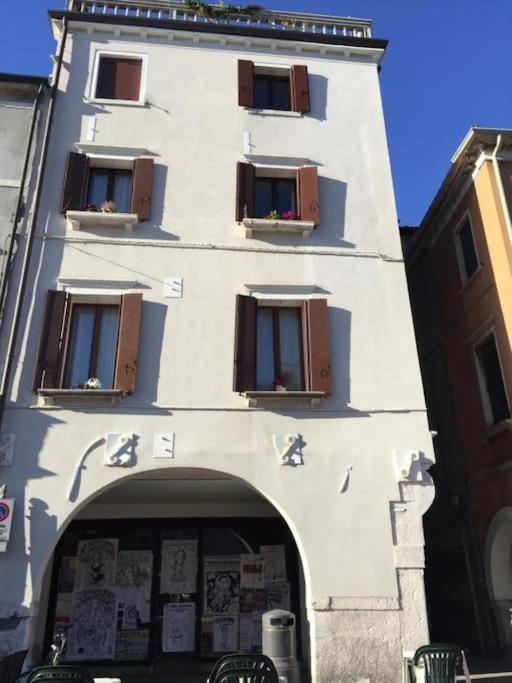 Ferienwohnung Casa Manuela Non Turisti Ma Ospiti Chioggia Exterior foto